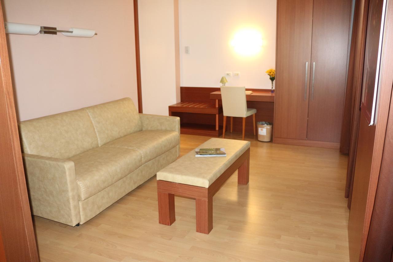 Bella Italia Palace Hotel โนวารา ภายนอก รูปภาพ